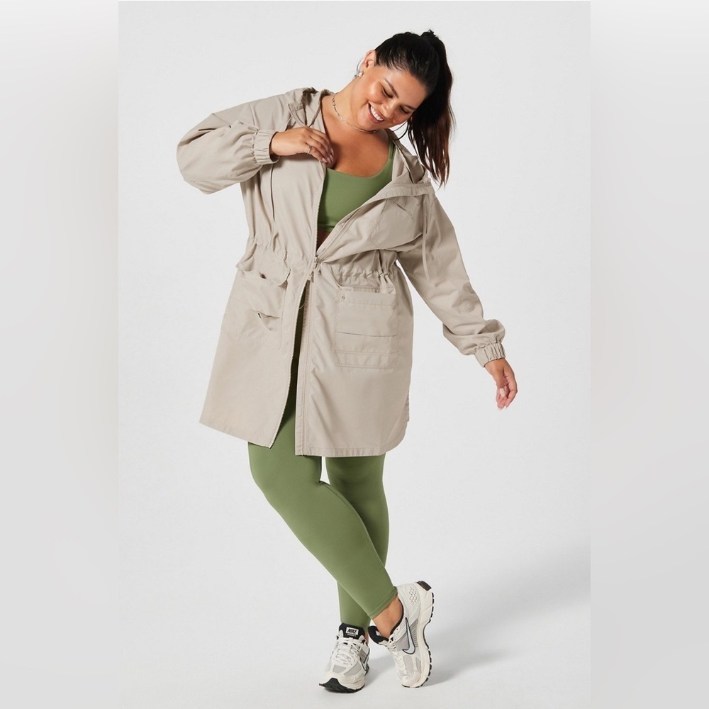 Fabletics Cargo Windbreaker NWT Sz Xxl-1x